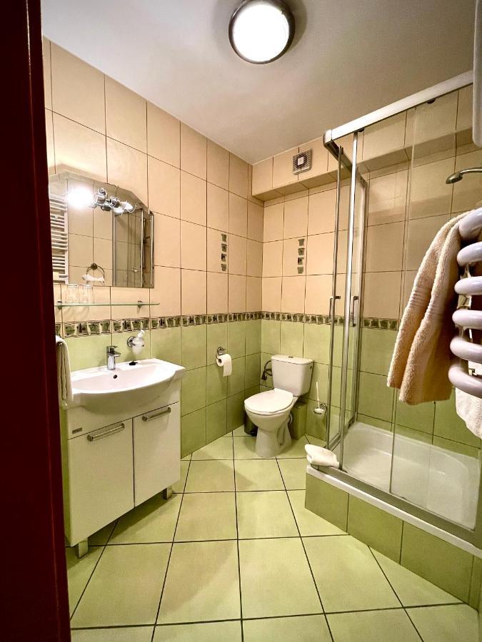 Hotel Dowhan Nowe Ngoại thất bức ảnh