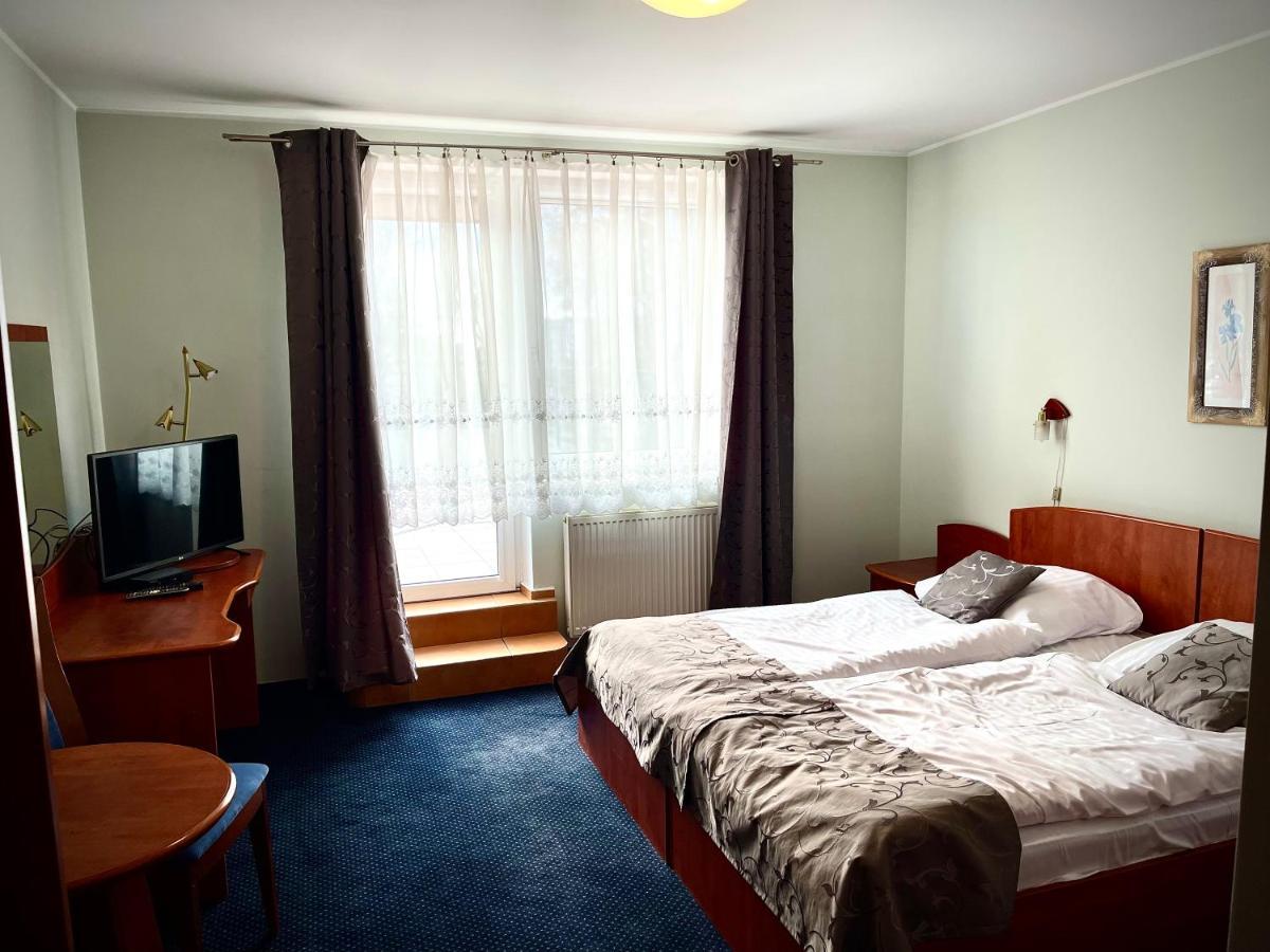 Hotel Dowhan Nowe Ngoại thất bức ảnh