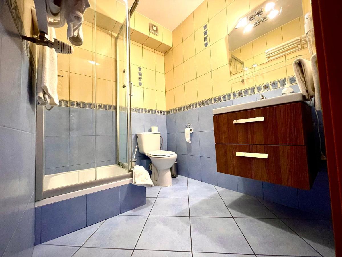Hotel Dowhan Nowe Ngoại thất bức ảnh