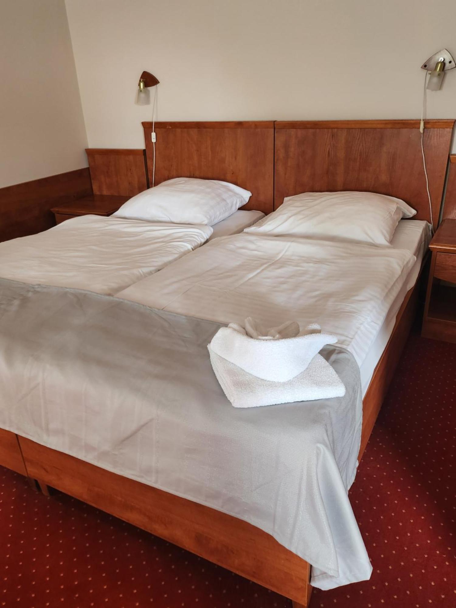 Hotel Dowhan Nowe Ngoại thất bức ảnh